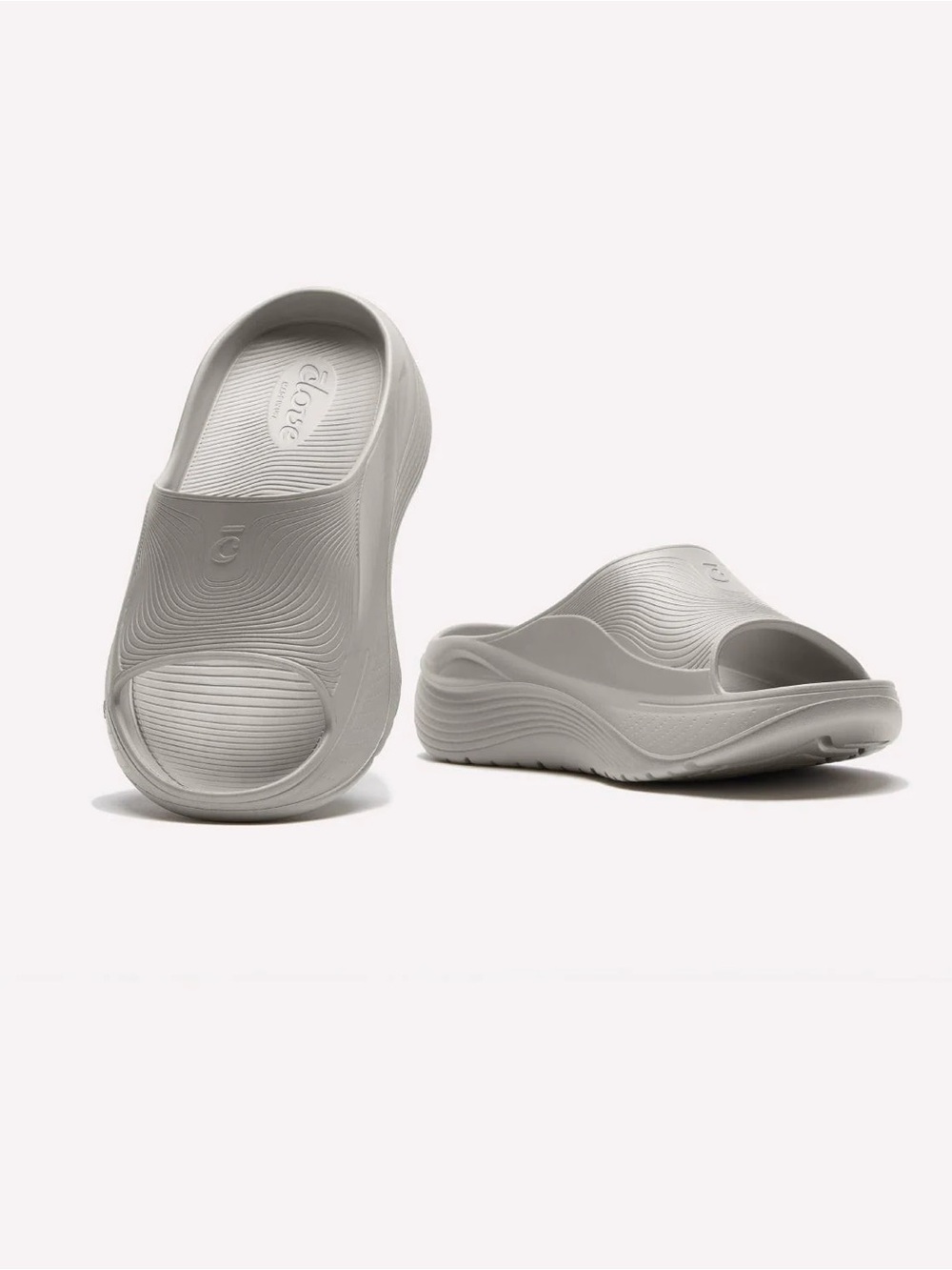 Clove Women's SuperCush Recovery Slide in Stone White